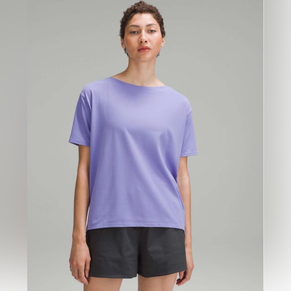 Lululemon Back in Action Short-Sleeve Shirt *Nulu
Dark Lavender